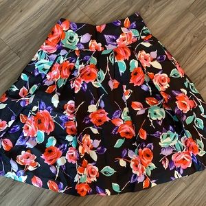 Express floral pleated skirt